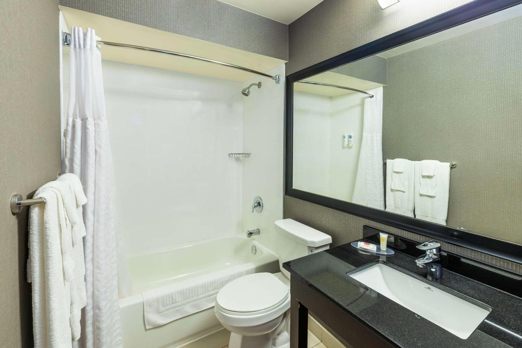 Comfort Inn Amherst Eksteriør bilde